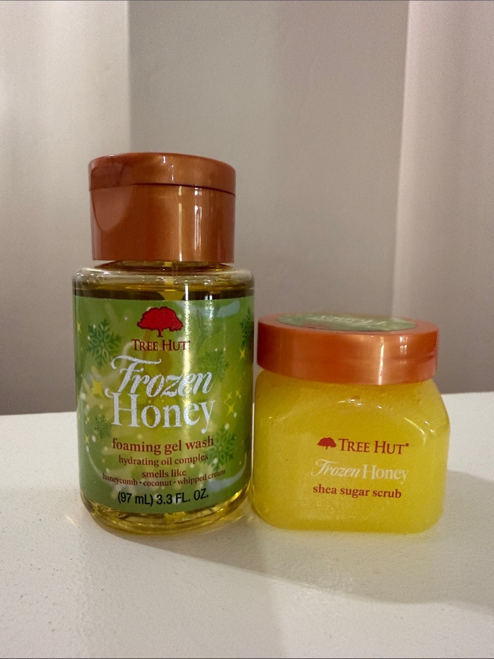 Mini Set Tree Hut Frozen Honey Foaming Gel Wash & Sugar Scrub